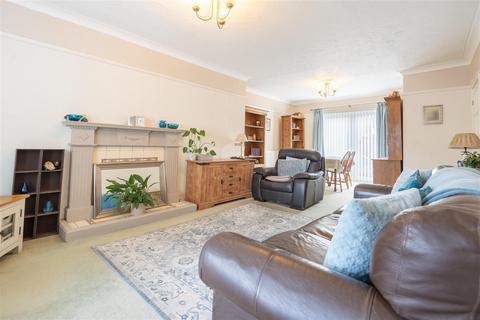 3 bedroom semi-detached house for sale, Avondale Avenue, Newcastle Upon Tyne