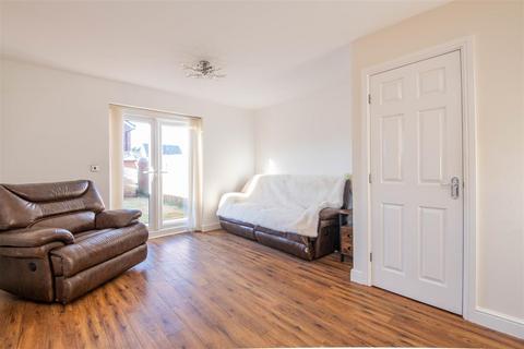 2 bedroom end of terrace house for sale, Dukes Park Drive, Chorley