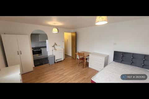 undefined, Swaythling Close, North London, N18