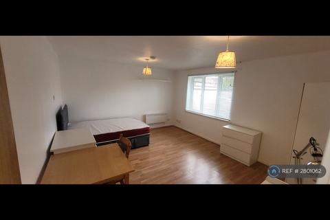 undefined, Swaythling Close, North London, N18
