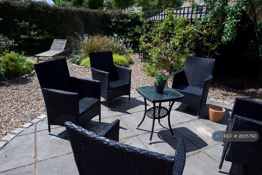 Al Fresco Eating / Drinking