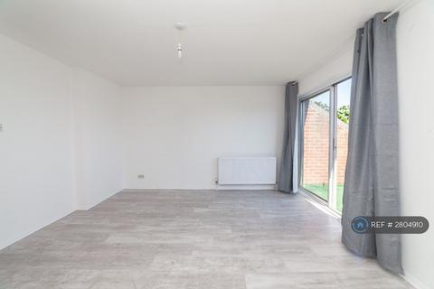 2 bedroom flat to rent, Wrens Court, London, E13