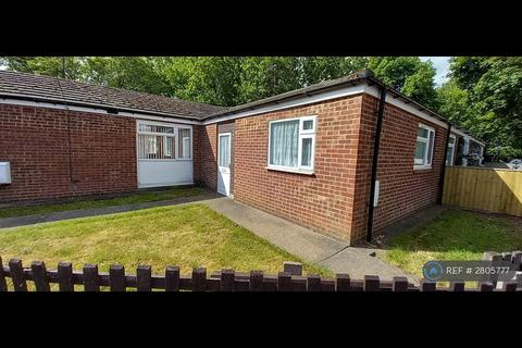 2 bedroom bungalow to rent, Wadhurst Close, Hull, HU7