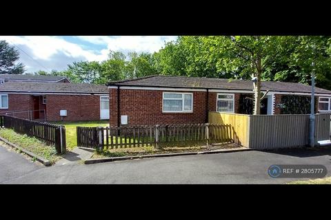2 bedroom bungalow to rent, Wadhurst Close, Hull, HU7
