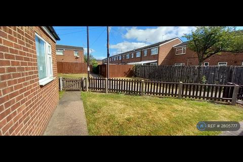 2 bedroom bungalow to rent, Wadhurst Close, Hull, HU7