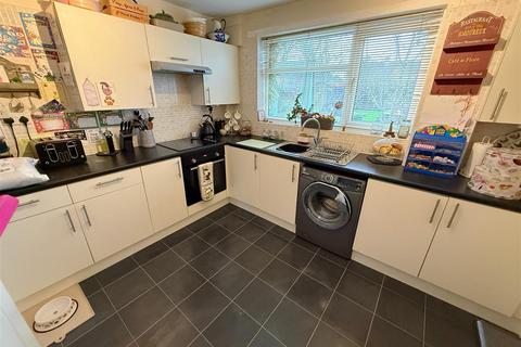 undefined, Arrow Crescent, Alcester