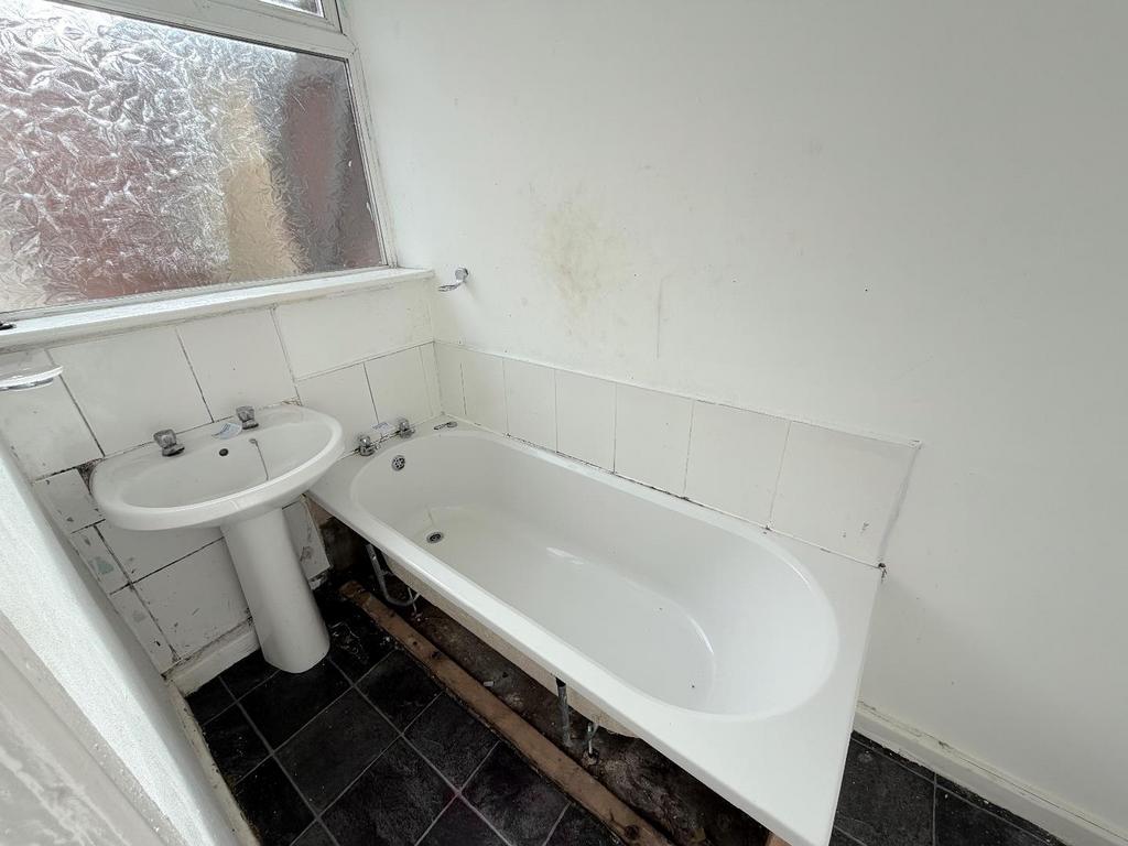 Family bathroom