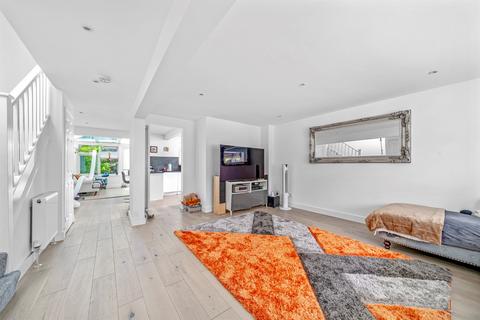 undefined, Highgrove Close, London