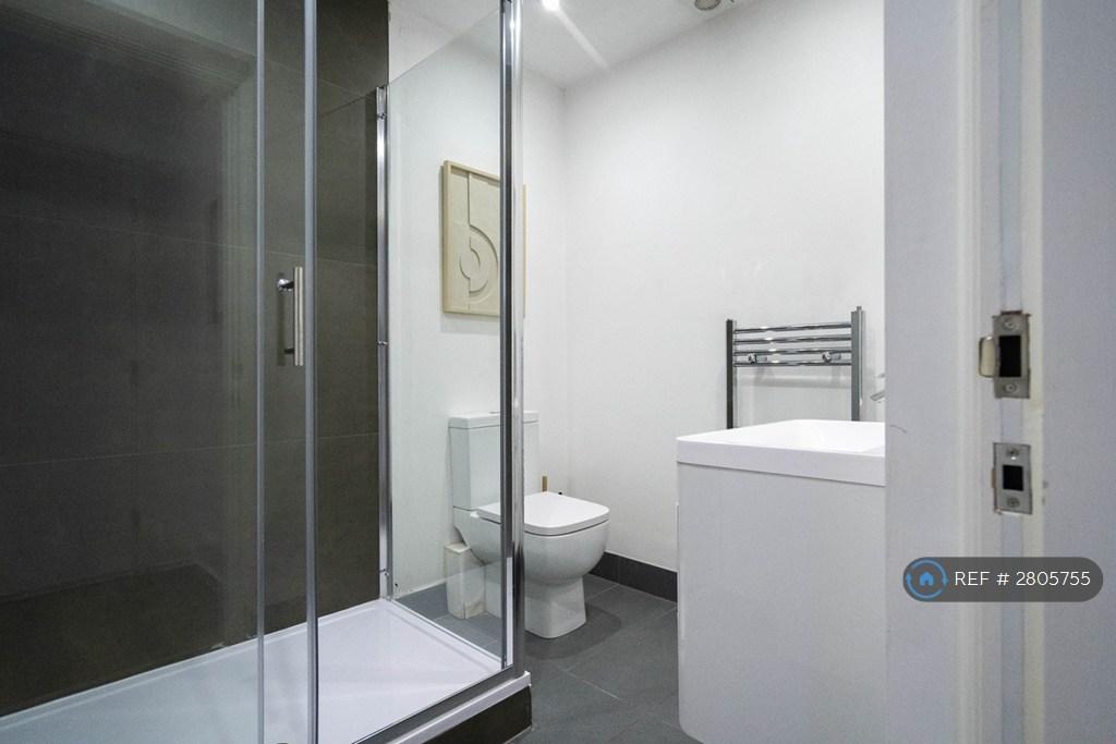 Newly Fitted Bathroom