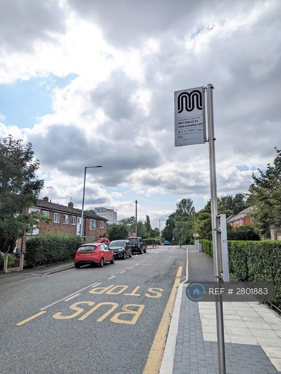 Nearby Bus Stop (1 Min Walk)