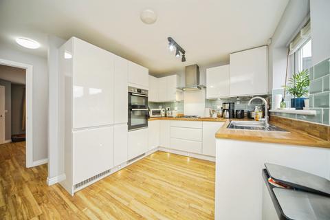 3 bedroom terraced house for sale, Casey Jones Close, Bury St. Edmunds