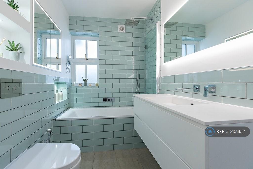 Newly Fitted Bathroom