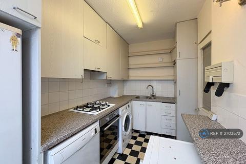 3 bedroom terraced house to rent, Drosier Road, Cambridge, CB1