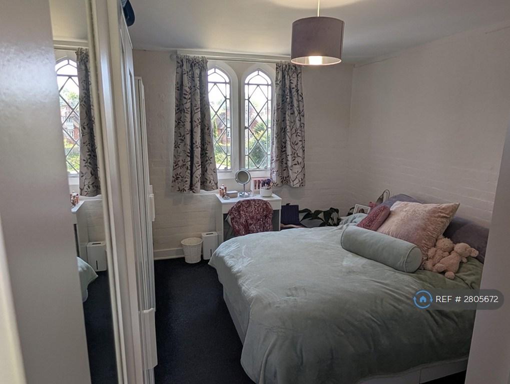 Master Bedroom With Original Victoria Fireplace