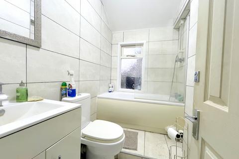 undefined, Southbourne Grove, Westcliff-on-Sea SS0