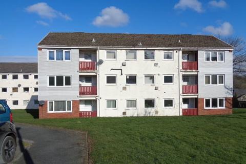2 bedroom flat to rent, Goshawk Road, Haverfordwest. SA61 2UB