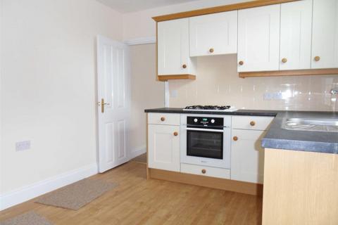 2 bedroom maisonette to rent, Clarendon Road, Luton