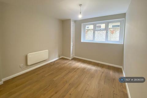 2 bedroom flat to rent, Thoday St, Cambridge, CB1