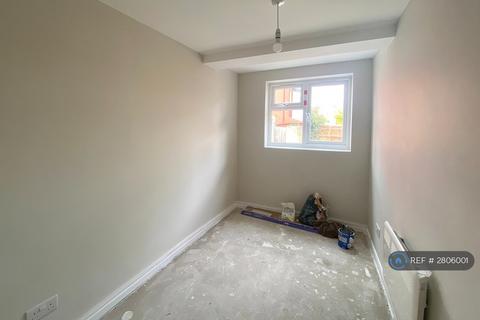 2 bedroom flat to rent, Thoday St, Cambridge, CB1