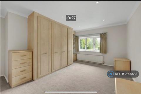 undefined, Royal Avenue, Reading, RG31