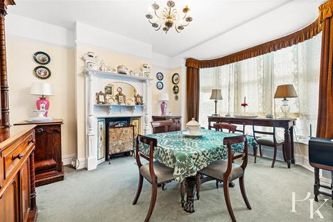 4 bedroom house for sale, Lyndhurst Road, Hove BN3