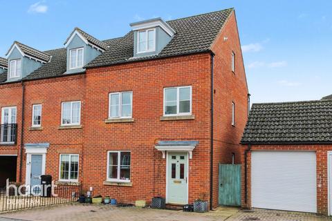 undefined, Fox Road, Dereham