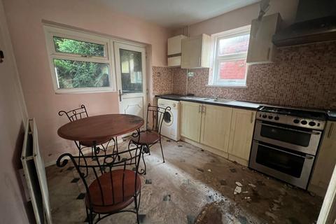3 bedroom end of terrace house for sale, 16 Harcourt Road, Cradley Heath, B64 7HN