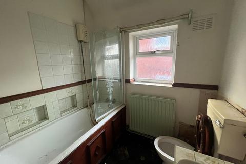 3 bedroom end of terrace house for sale, 16 Harcourt Road, Cradley Heath, B64 7HN