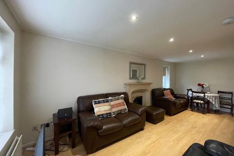 3 bedroom detached bungalow to rent, Brookside Close, Birmingham, B23