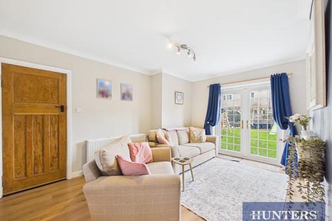 3 bedroom semi-detached house for sale, Dale Road, Bridlington