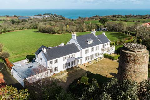 7 bedroom detached house for sale, St Martin