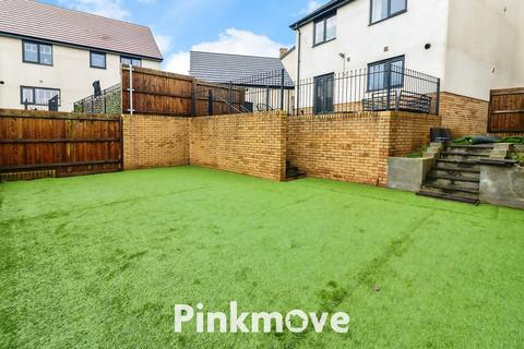 undefined, Rhodfa'r Eos, Cwmbran NP44