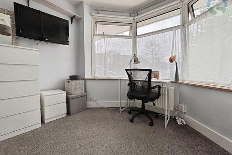 1 bedroom in a house share to rent, Room 1 Broadfields Avenue, Cowes