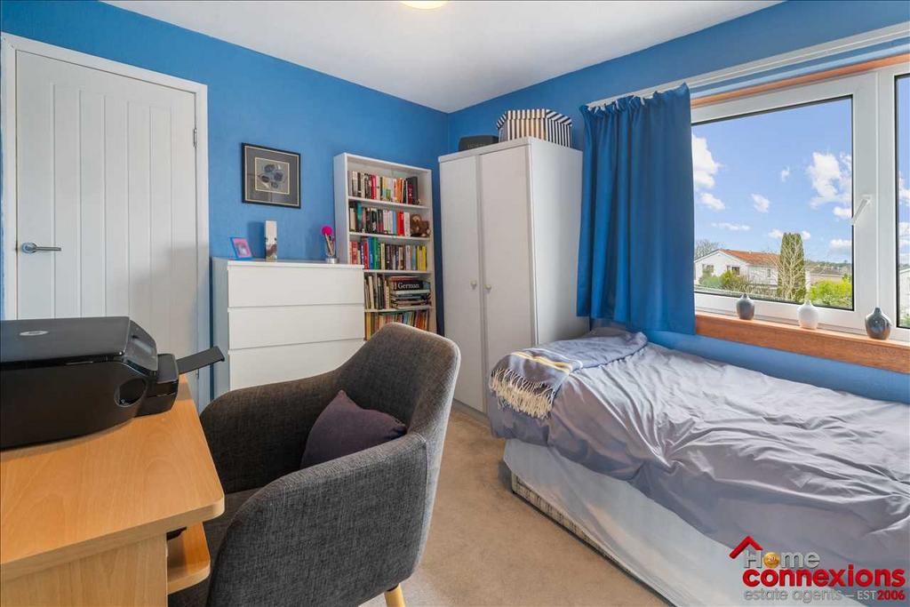 Bedroom Two (2)