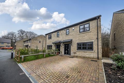 3 bedroom semi-detached house for sale, Creek View, Wheatley, Halifax