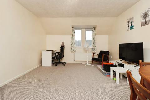 2 bedroom flat for sale, High Street, Rothwell, Kettering