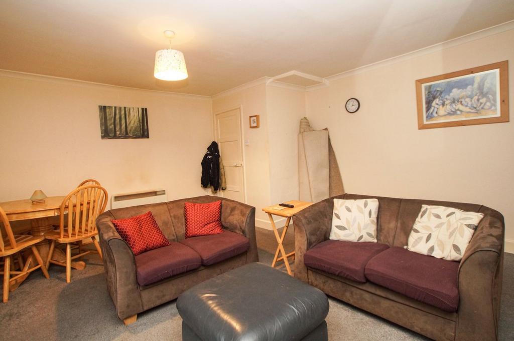 Dining Lounge