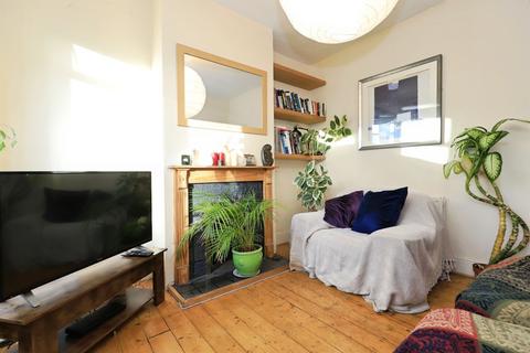 3 bedroom terraced house for sale, Woodfield Crescent, Kidderminster