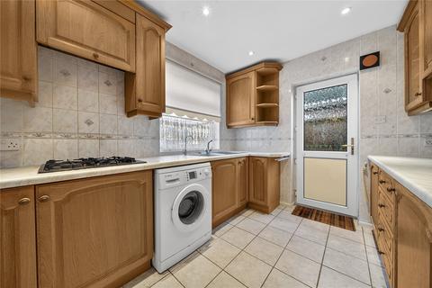 undefined, Chequer Tree Close, Woking GU21