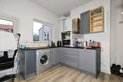 2 bedroom terraced house for sale, Radford Avenue, Kidderminster