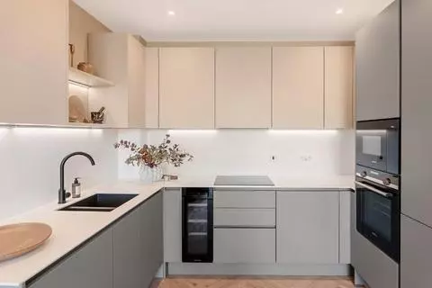 3 bedroom apartment for sale - Photo 6