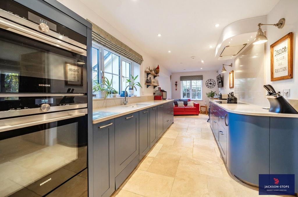 Kitchen/Breakfast C