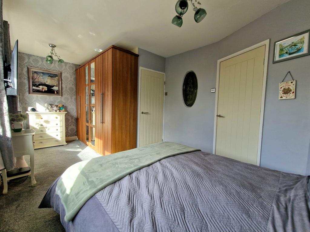 Bed 1