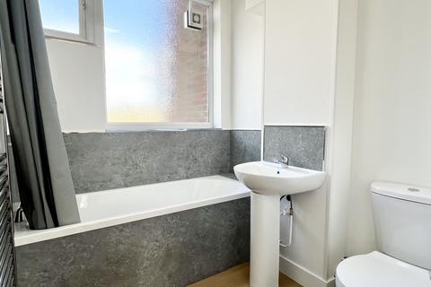 1 bedroom flat to rent, Woodleigh Court, London, Woodgreen, London, N22