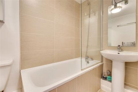 1 bedroom flat for sale, Bell Street, London NW1