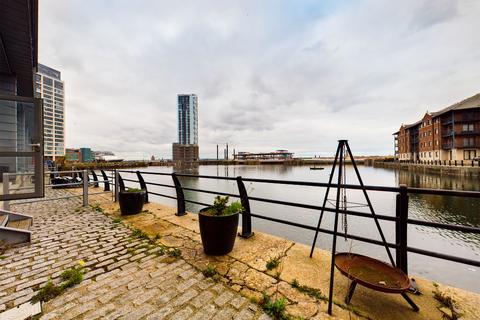10 William Jessop Way, Liverpool L3