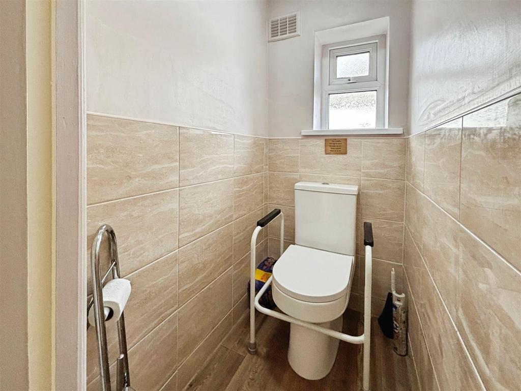 Separate WC