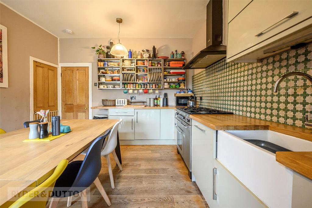 Kitchen Family Room