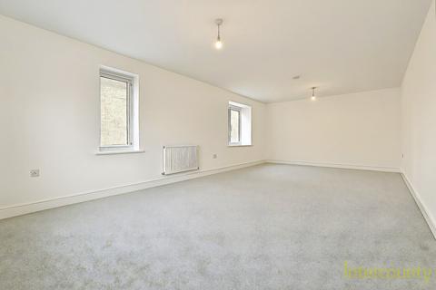 4 bedroom detached house to rent, Baldwin Way, Hertfordshire CM23