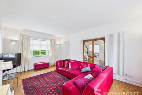5 bedroom detached house for sale, Higher Drive, Banstead, SM7